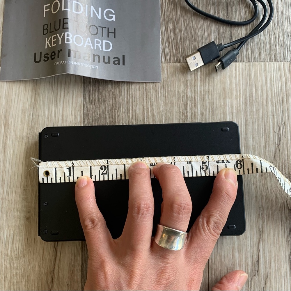 NWOT Mini Foldable Wireless Keyboard Compatible with iOS, Android and Windows - Picture 8 of 11